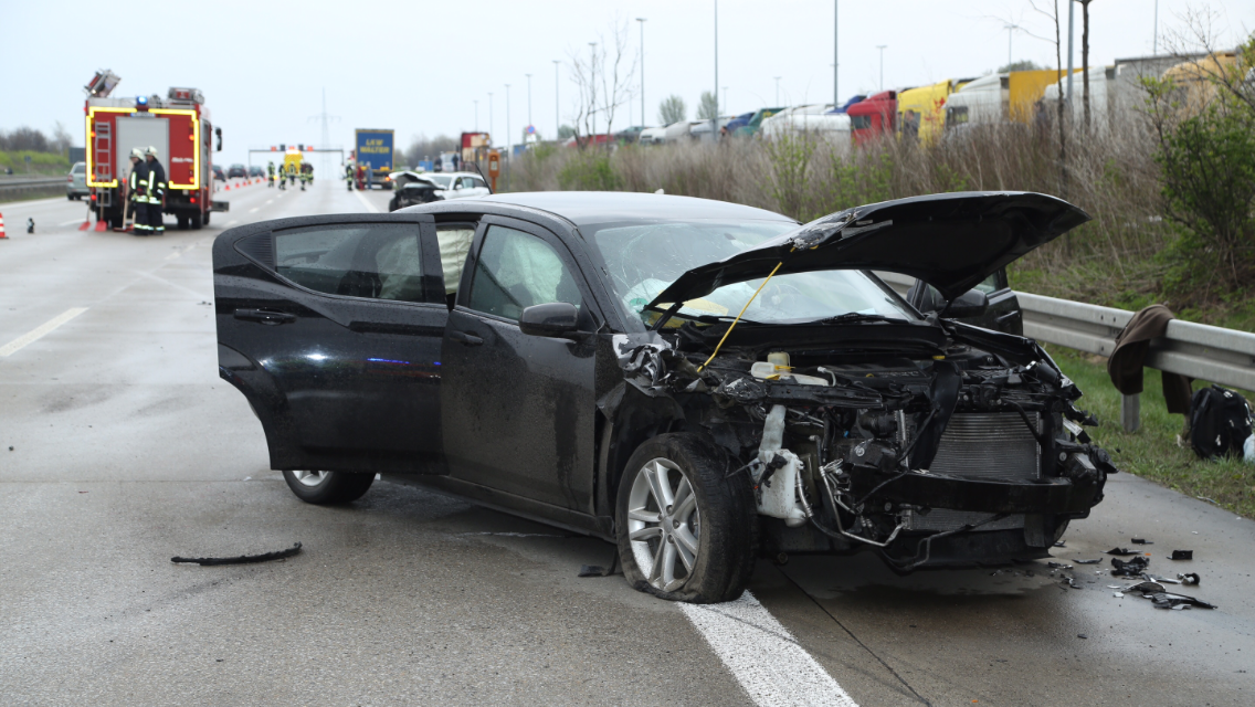 Schwerer Unfall Auf Der A4 Frm Regionalfernsehen 8092