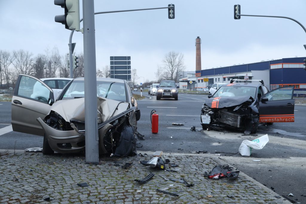 Verkehrsunfall In Bannewitz Frm Regionalfernsehen